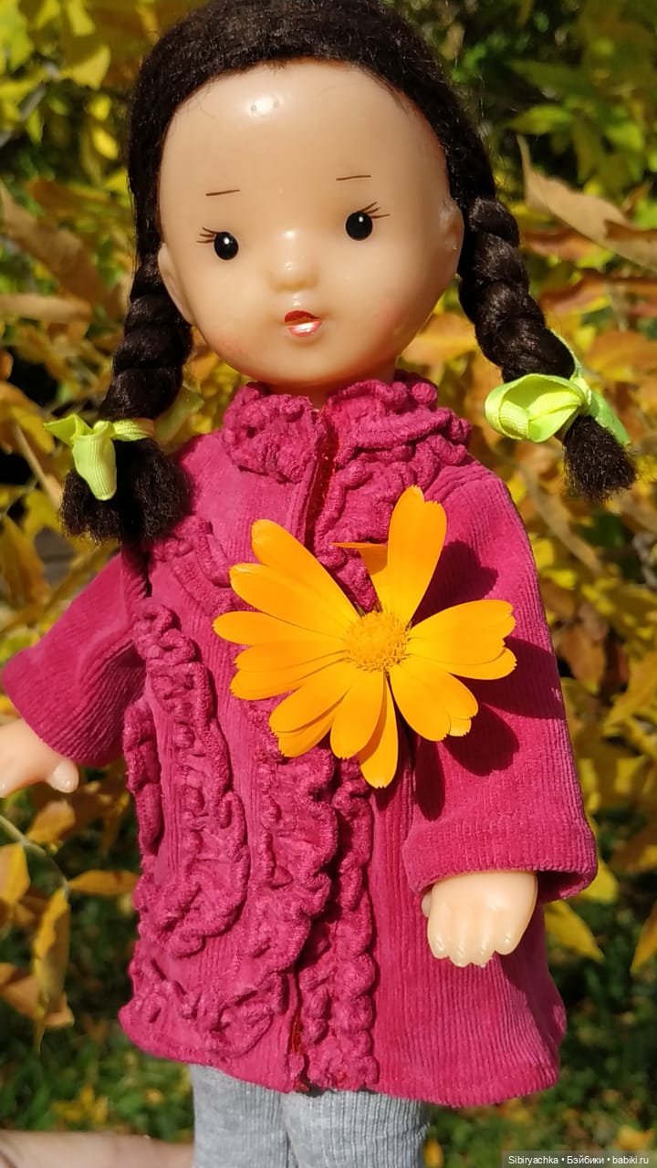 Разноцветная прогулка Юли в сентябре