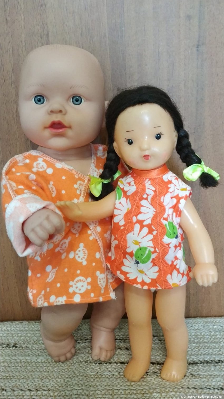 Новые находки на благотворительной полочке