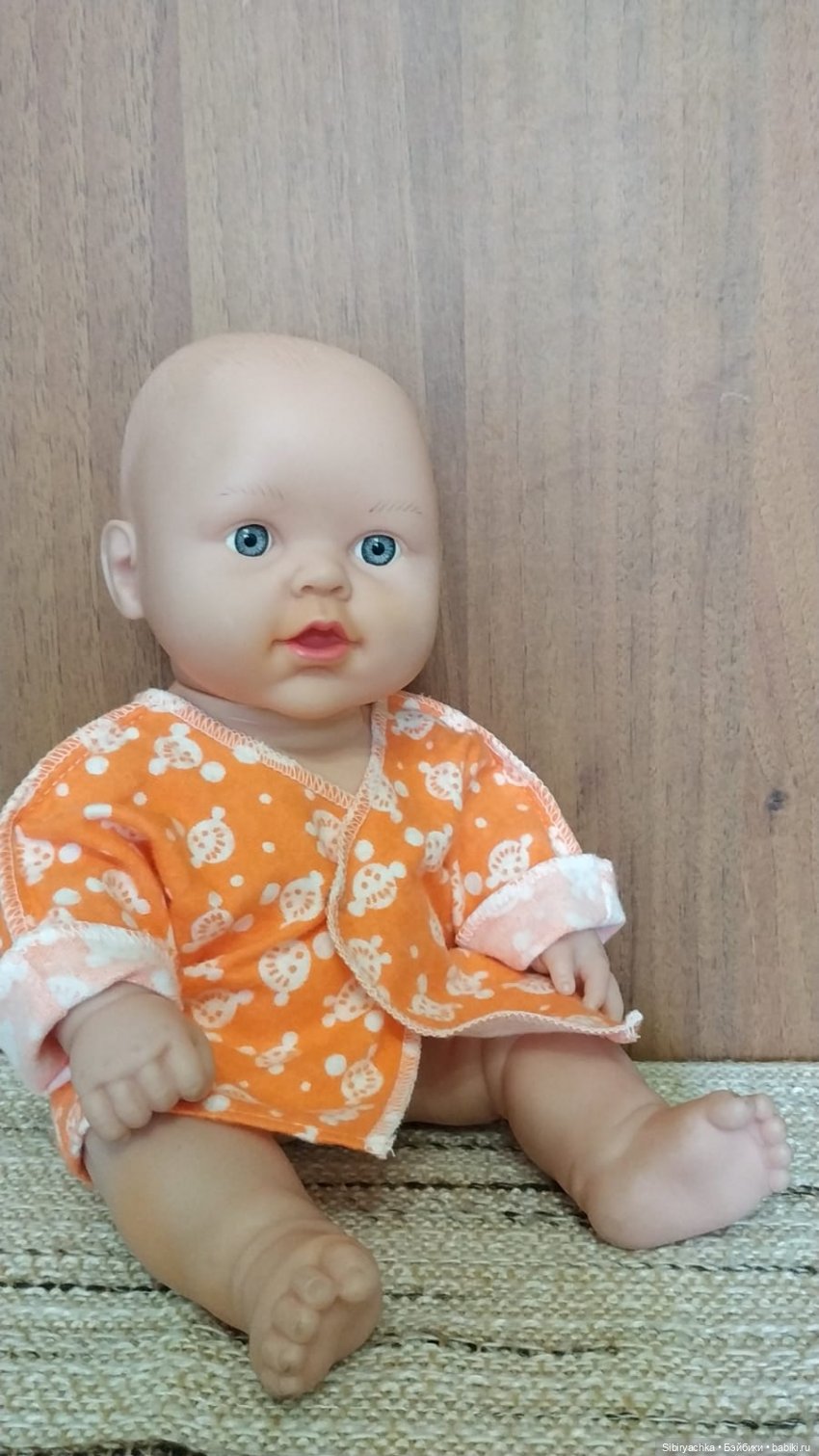 Новые находки на благотворительной полочке