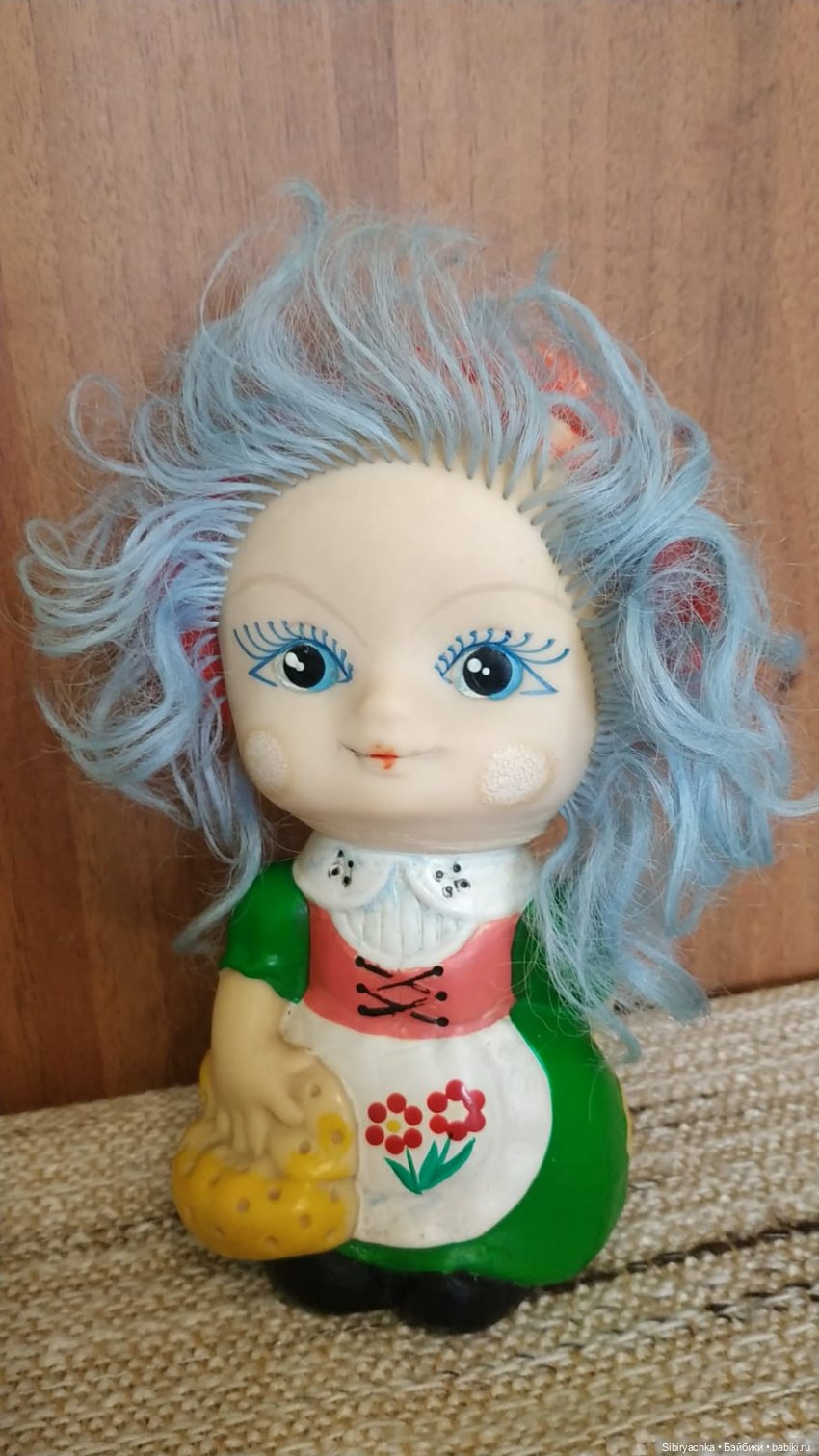 Новые находки на благотворительной полочке (фото 2)