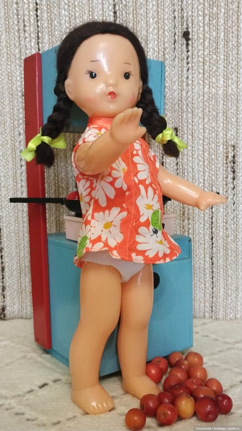 Юля, ранетки и кухонные дела