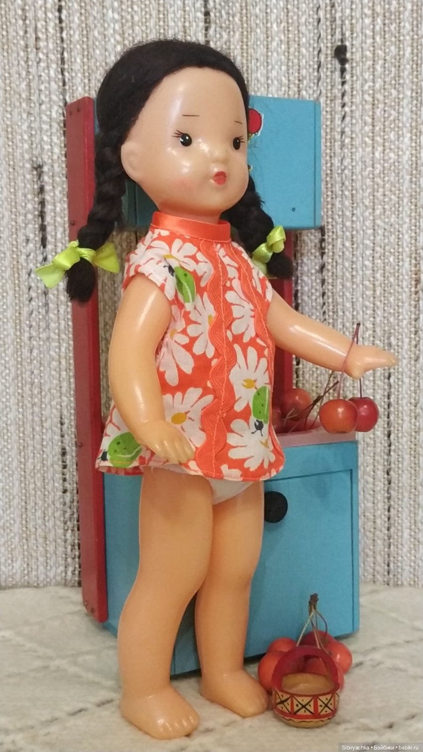 Юля, ранетки и кухонные дела