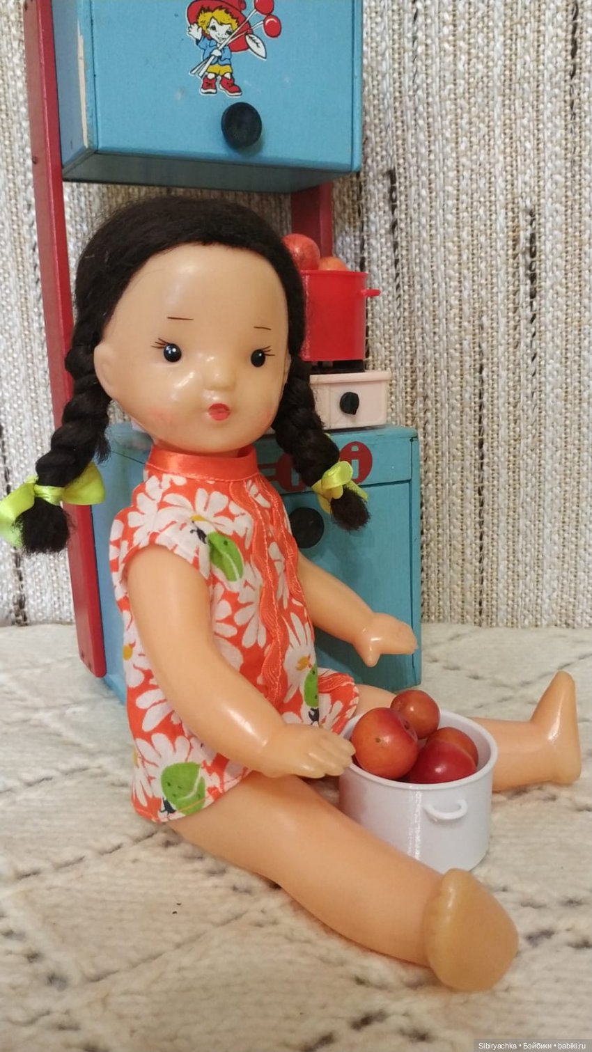 Юля, ранетки и кухонные дела