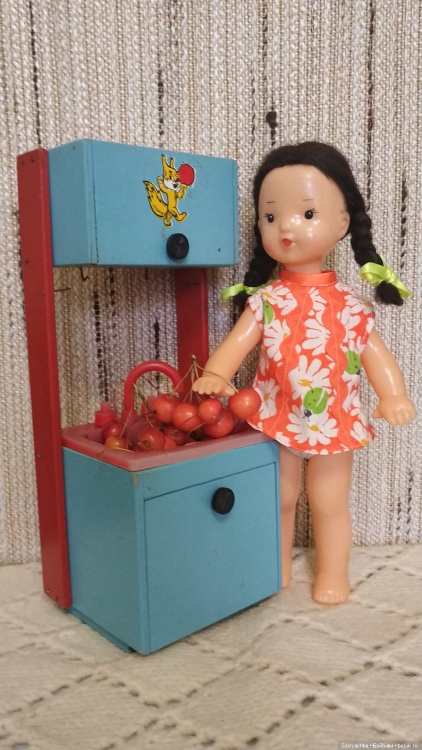 Юля, ранетки и кухонные дела