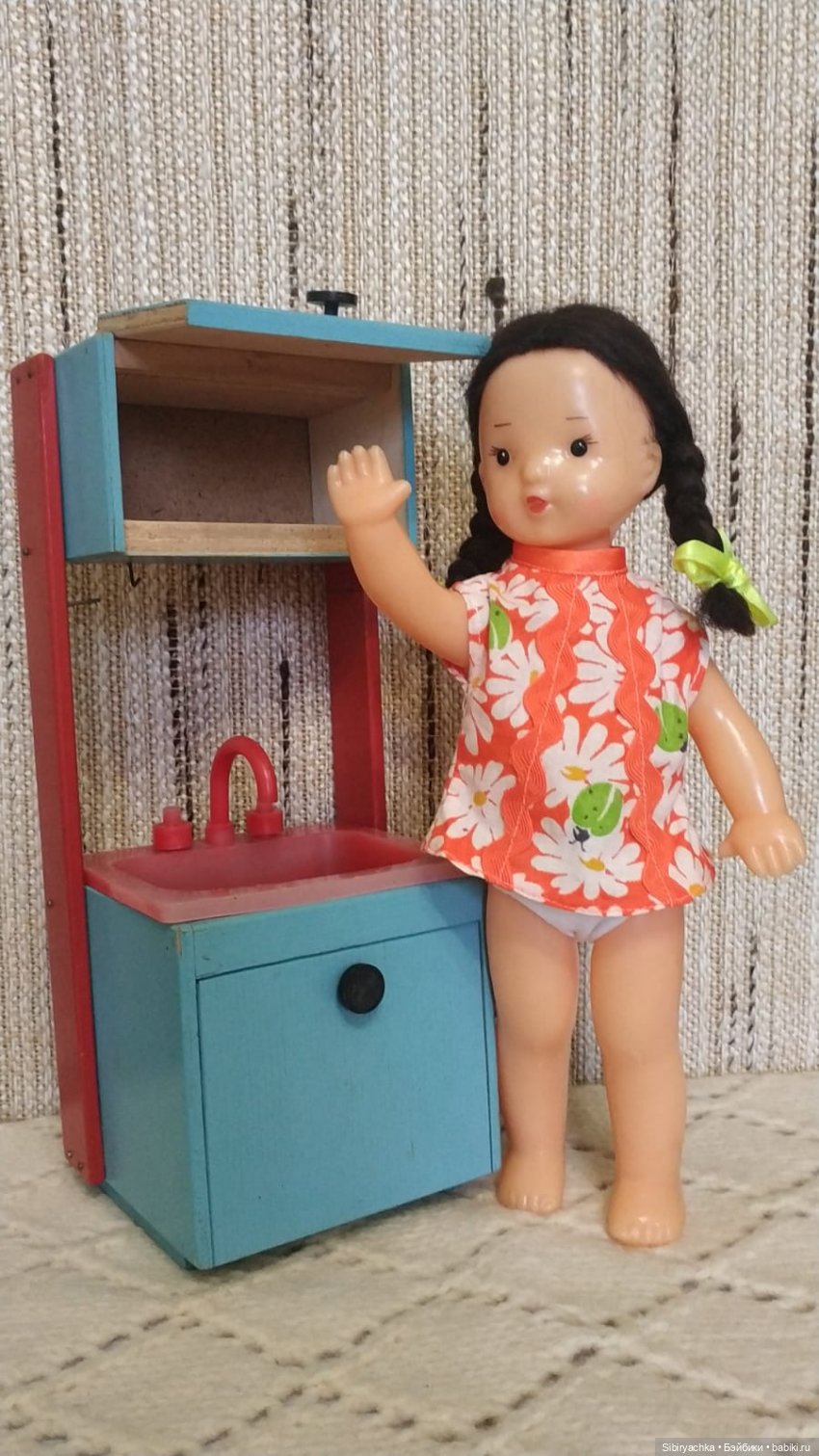 Юля, ранетки и кухонные дела