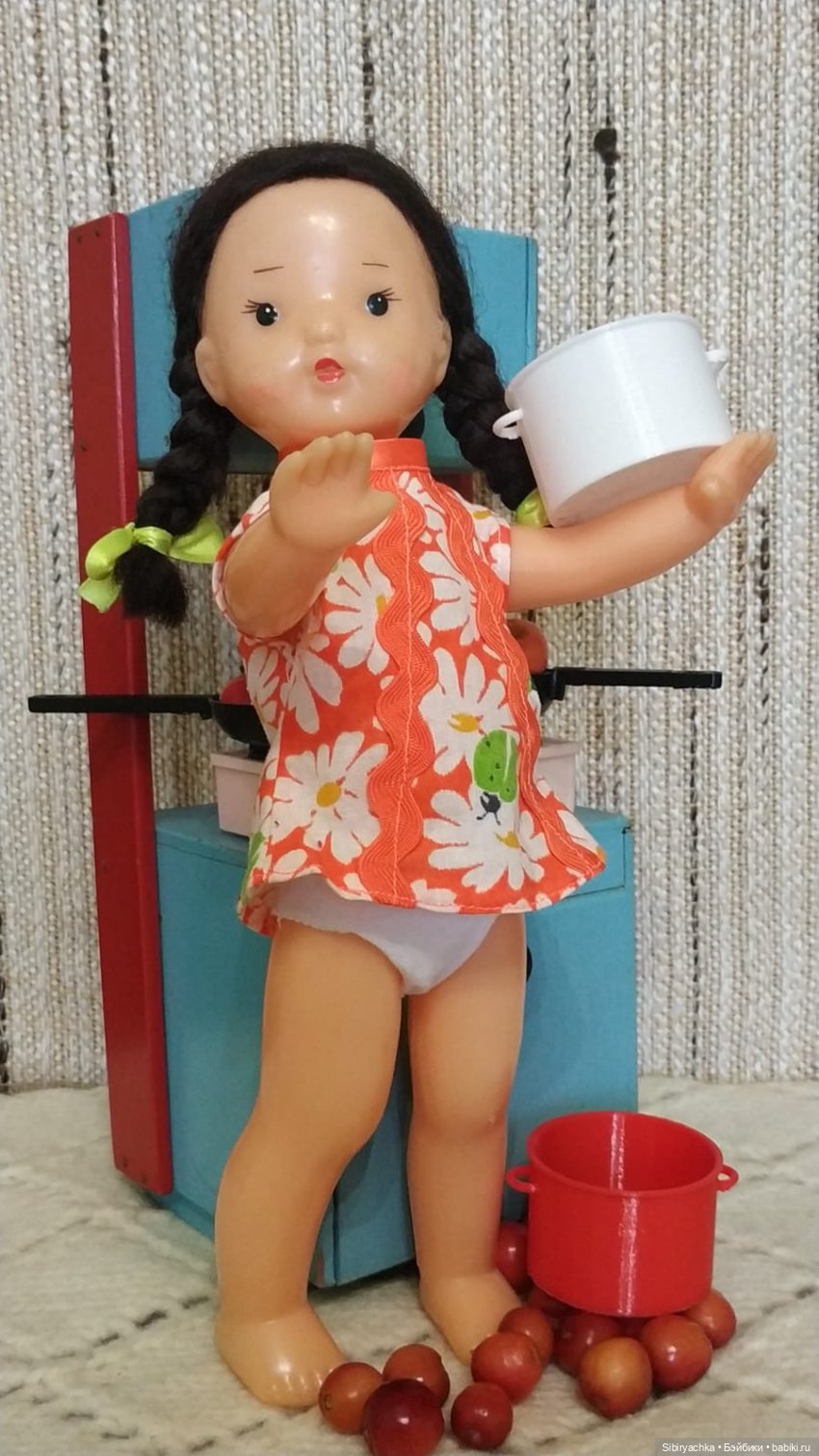 Юля, ранетки и кухонные дела