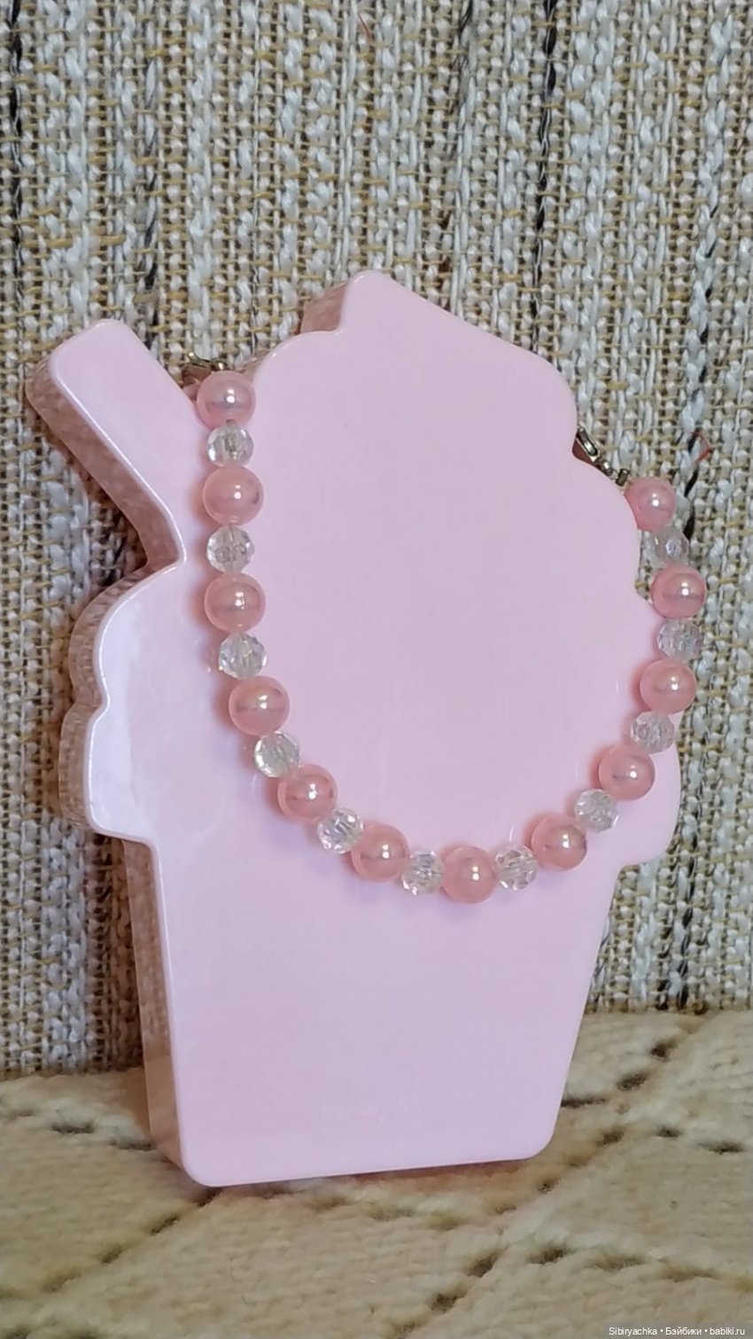 Юленька умеет радоваться самым простым вещам