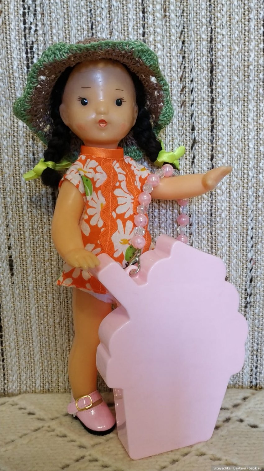 Юленька умеет радоваться самым простым вещам