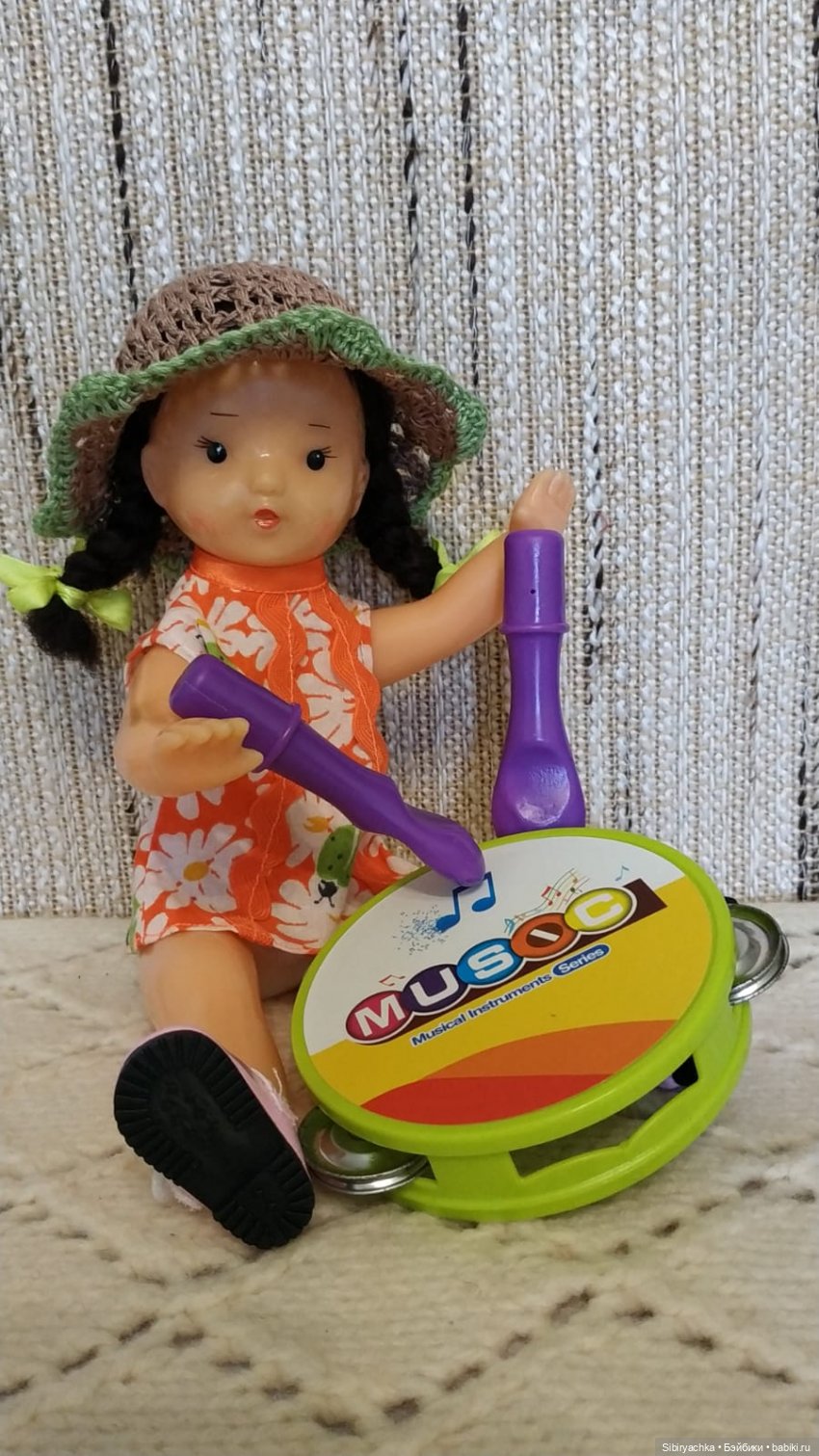 Юленька умеет радоваться самым простым вещам