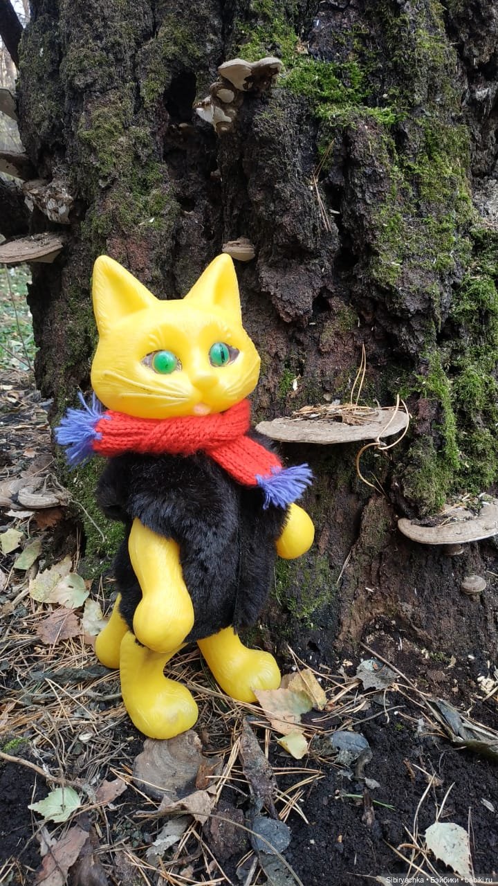 Происхождение Котофея Ивановича и его прогулка ненастным октябрьским деньком