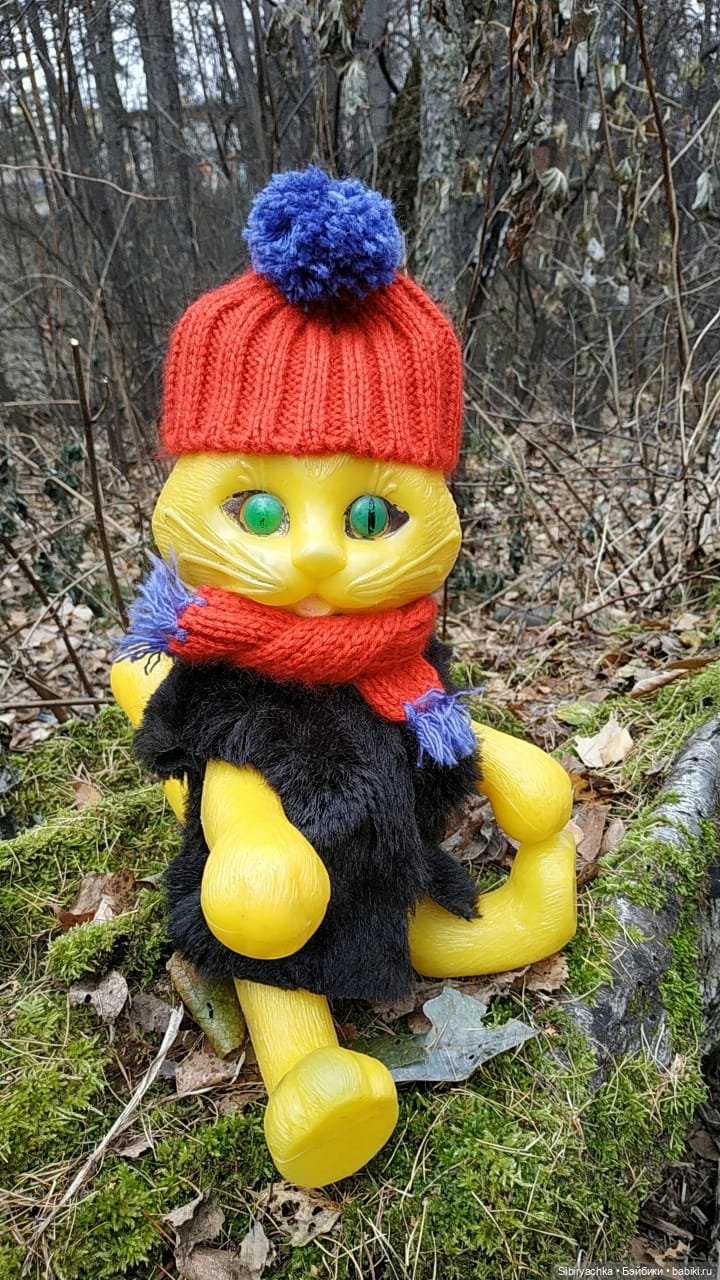 Происхождение Котофея Ивановича и его прогулка ненастным октябрьским деньком