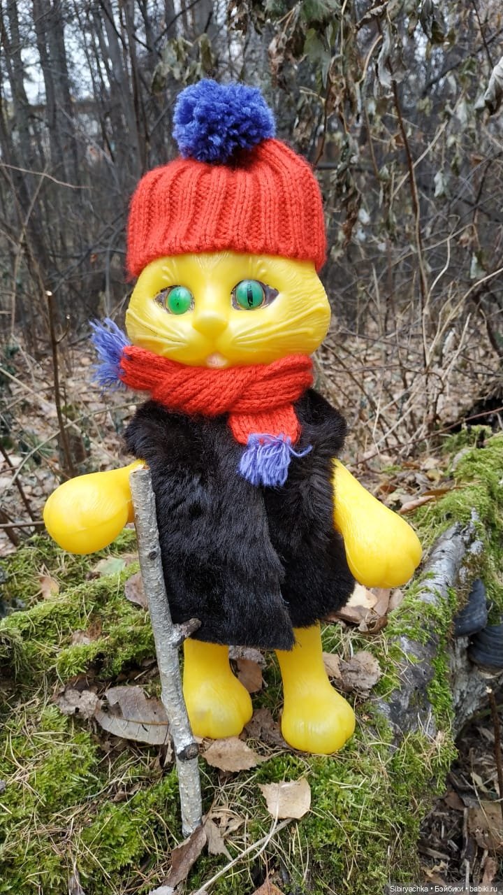 Происхождение Котофея Ивановича и его прогулка ненастным октябрьским деньком