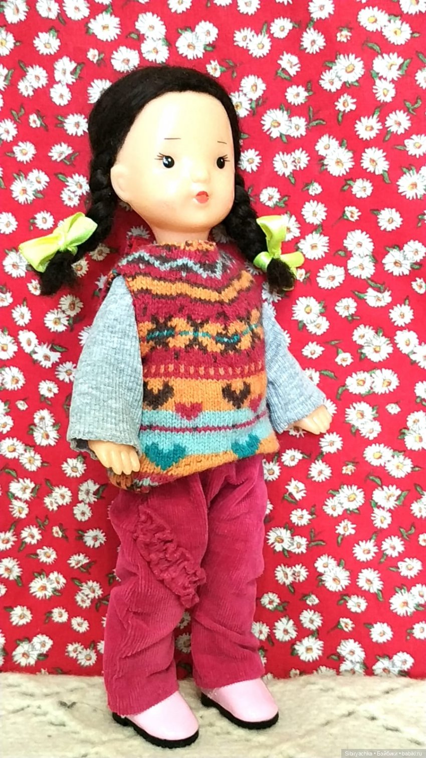 Первый жилет в гардеробе Юленьки