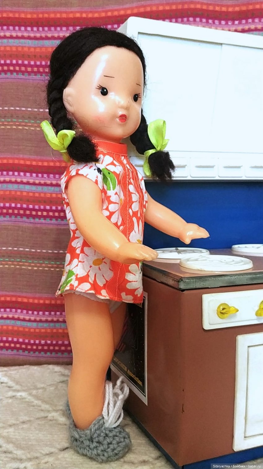 Юляшка готовит завтрак — Советские винтажные куклы (СССР): Ленигрушка (фото 2)