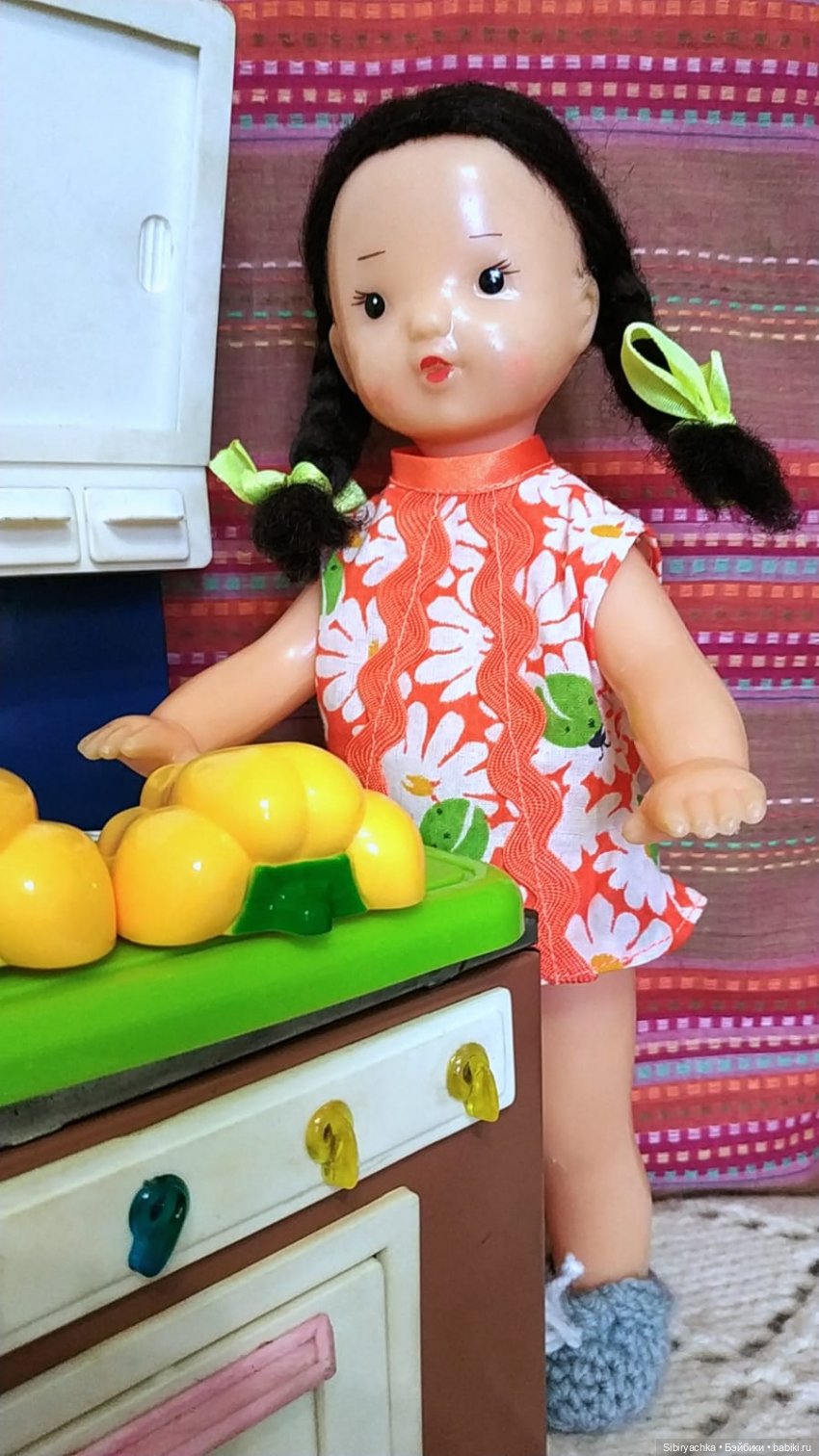 Юляшка готовит завтрак — Советские винтажные куклы (СССР): Ленигрушка