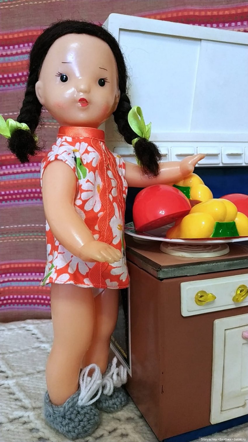 Юляшка готовит завтрак — Советские винтажные куклы (СССР): Ленигрушка