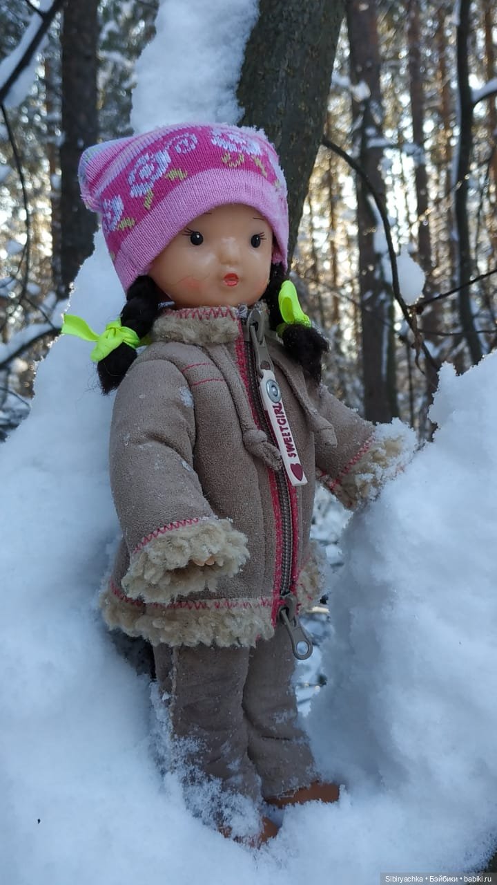 Снежно-хвойная прогулка Юляшки