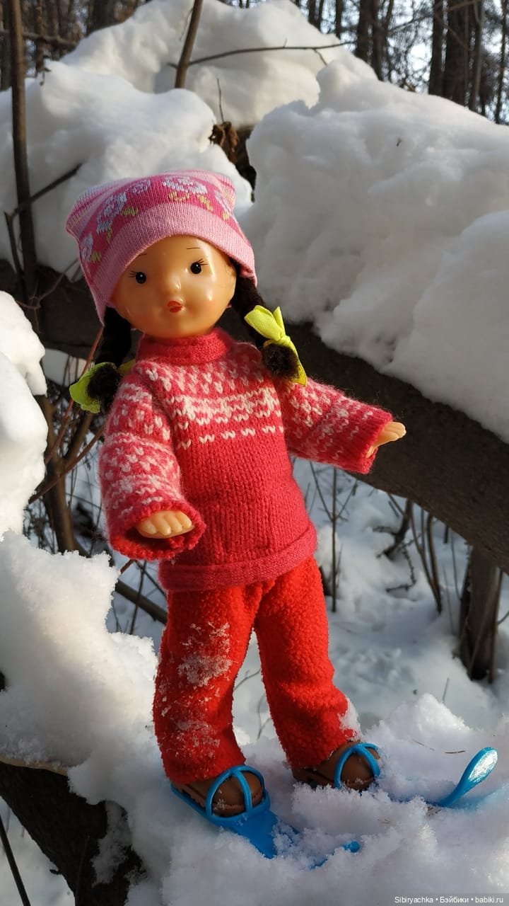 Новые лыжи и новая прогулка Юляшки (фото 10)