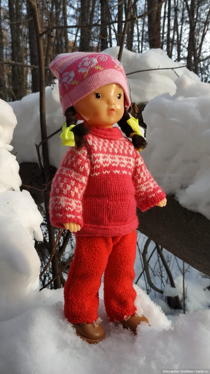 Новые лыжи и новая прогулка Юляшки (фото 3)