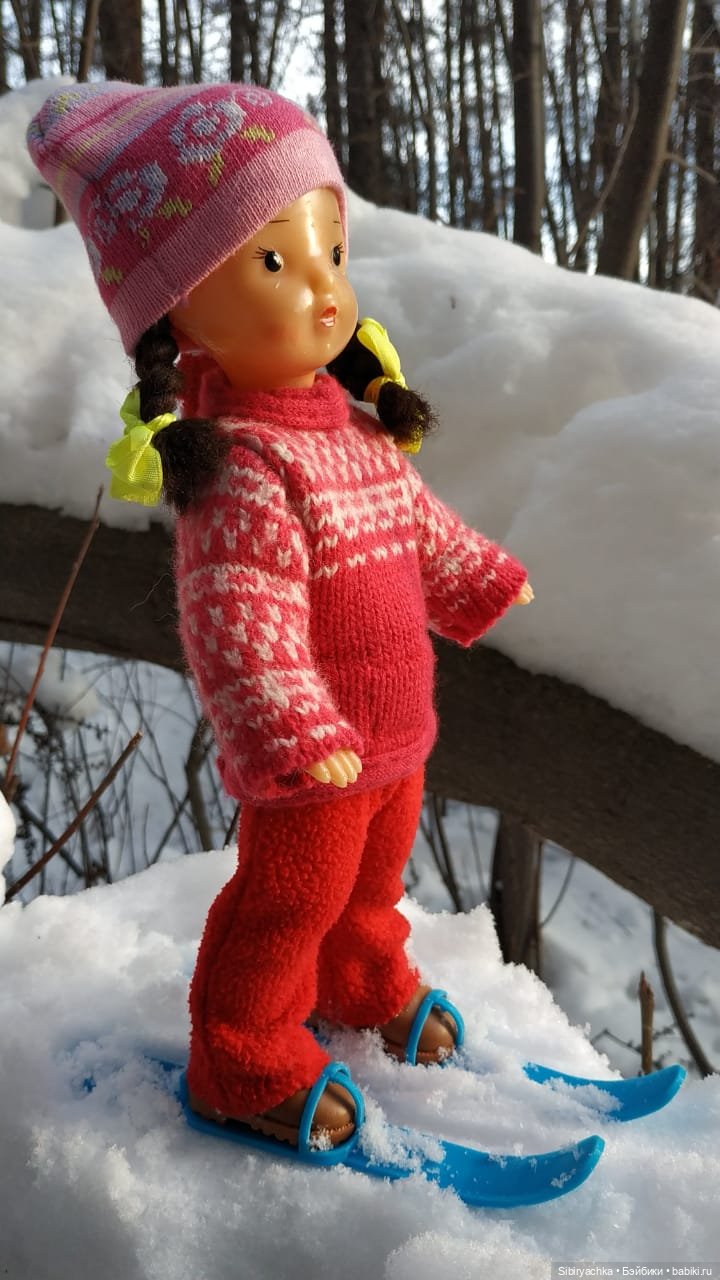 Новые лыжи и новая прогулка Юляшки (фото 5)