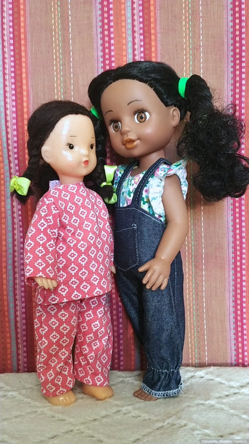 Юляша и Наташа. Новые наряды из чудесной посылочки (фото 6)