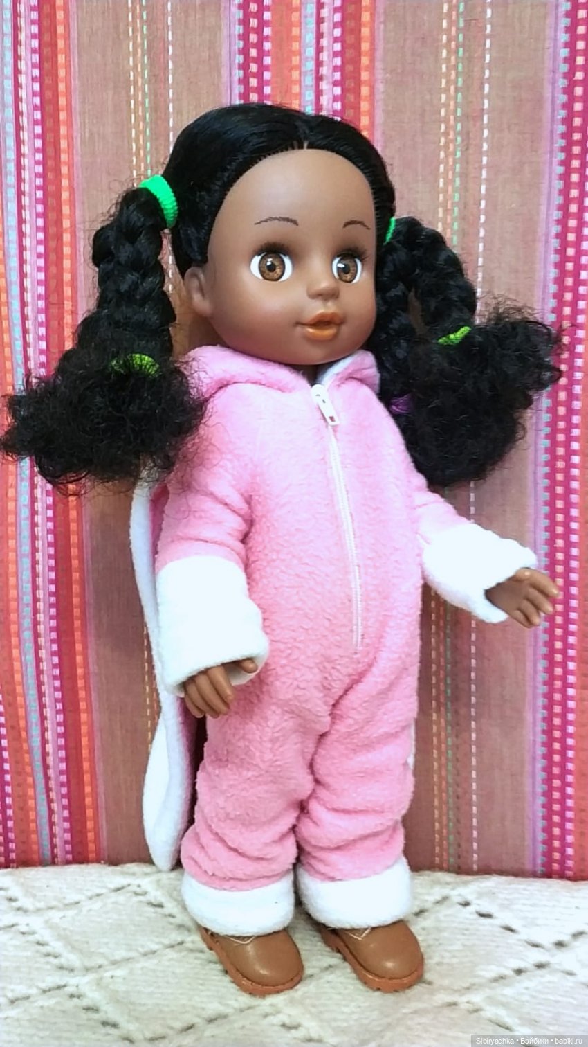 Юляша и Наташа. Новые наряды из чудесной посылочки