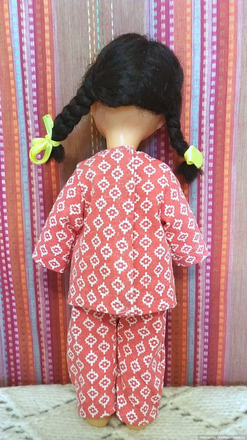 Юляша и Наташа. Новые наряды из чудесной посылочки (фото 3)