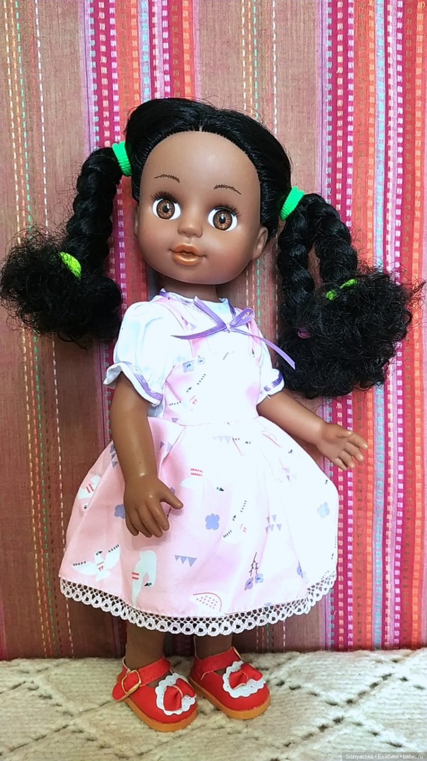 Юляша и Наташа. Новые наряды из чудесной посылочки