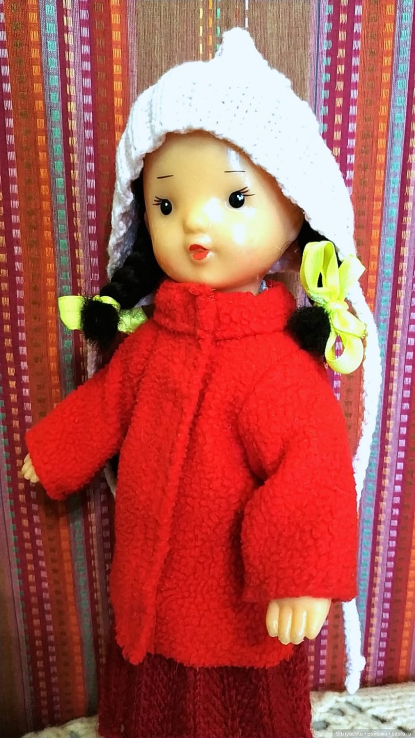 Юляша и Наташа. Новые наряды из чудесной посылочки