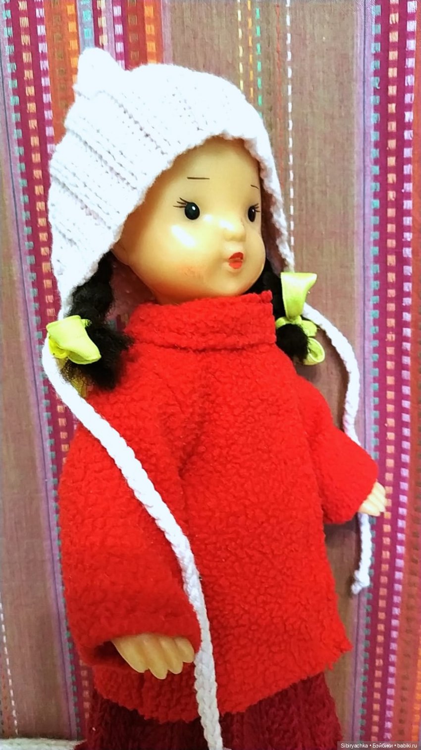 Юляша и Наташа. Новые наряды из чудесной посылочки