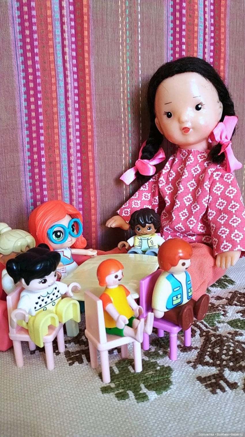 Юляшка играет в куклы — Советские винтажные куклы (СССР): Ленигрушка