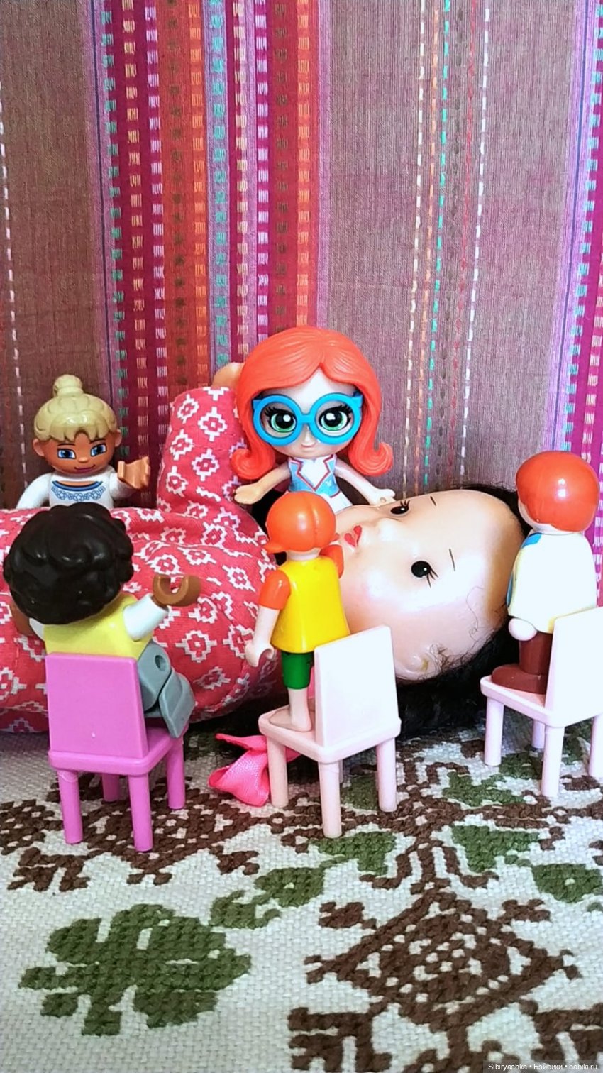 Юляшка играет в куклы — Советские винтажные куклы (СССР): Ленигрушка