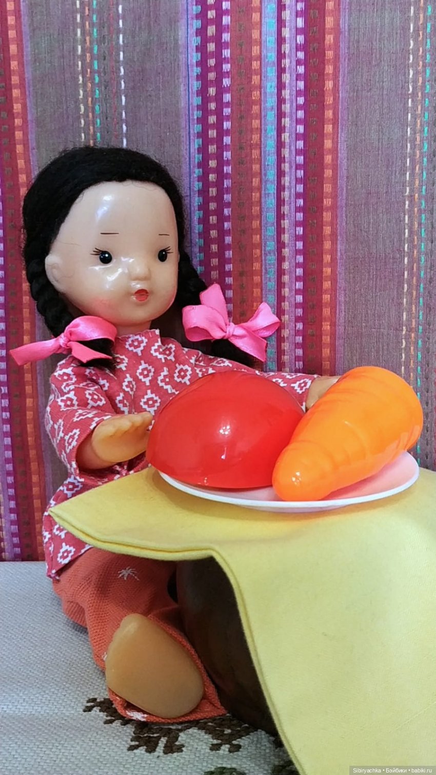 Юляшка играет в куклы — Советские винтажные куклы (СССР): Ленигрушка (фото 10)