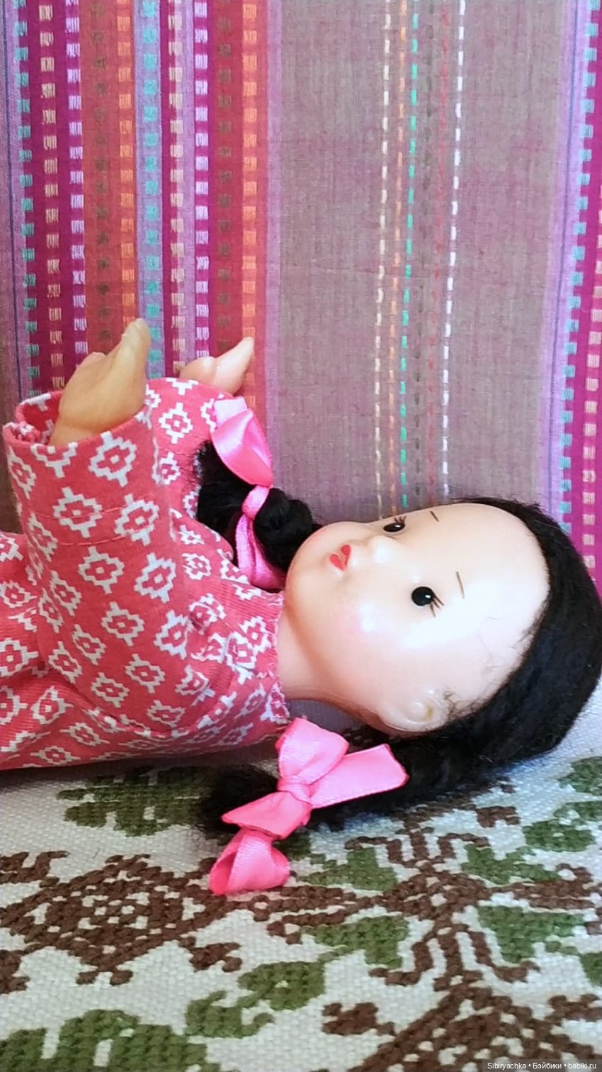 Юляшка играет в куклы — Советские винтажные куклы (СССР): Ленигрушка