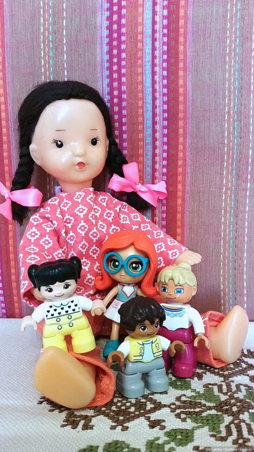 Юляшка играет в куклы — Советские винтажные куклы (СССР): Ленигрушка