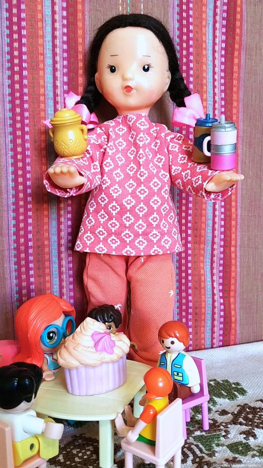Юляшка играет в куклы — Советские винтажные куклы (СССР): Ленигрушка