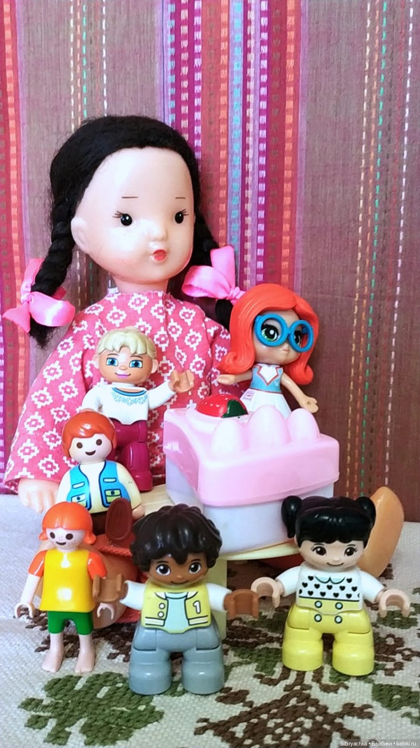 Юляшка играет в куклы — Советские винтажные куклы (СССР): Ленигрушка