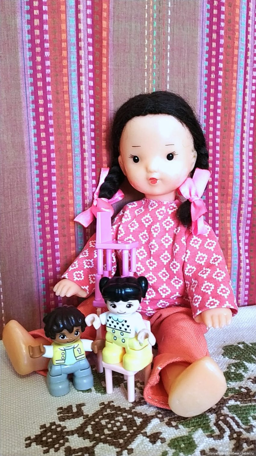 Юляшка играет в куклы — Советские винтажные куклы (СССР): Ленигрушка