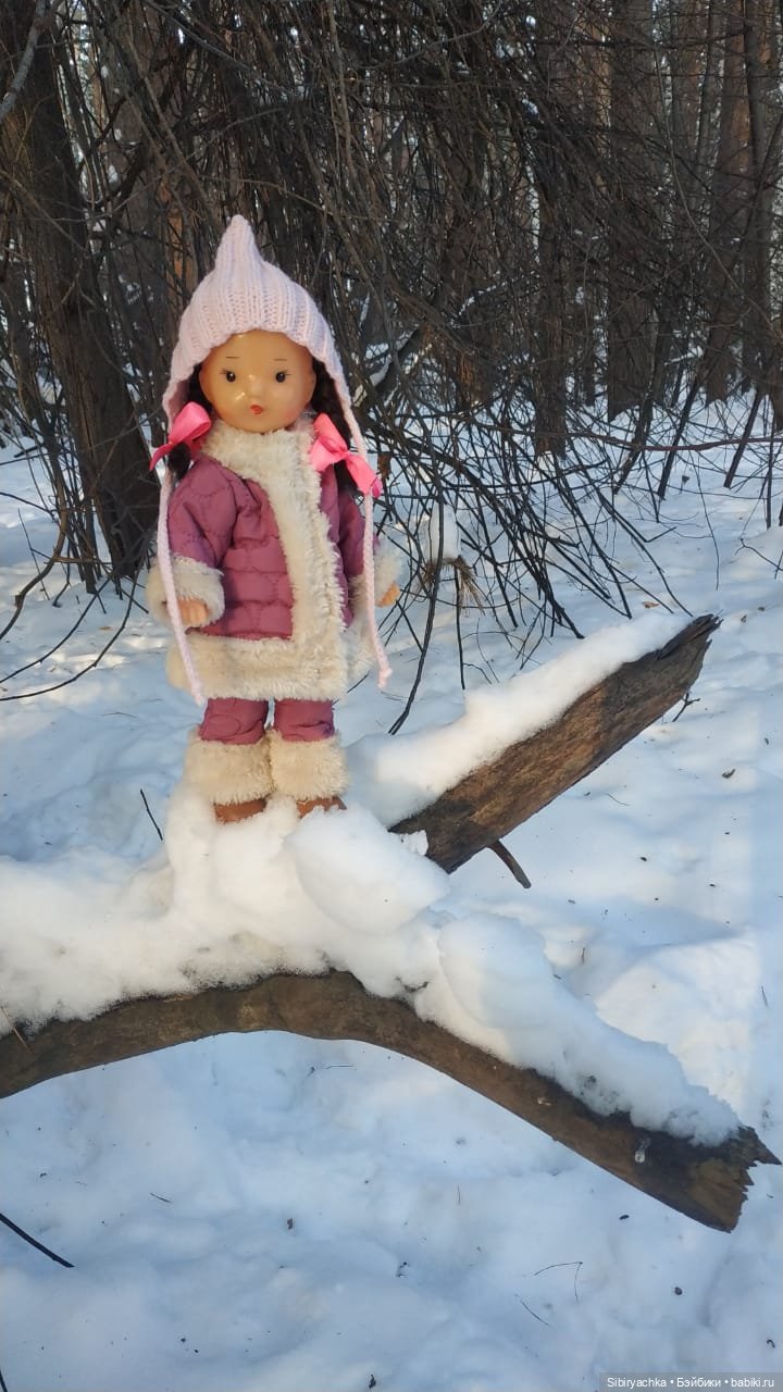 Первый выход Юляшки из дома после морозов (фото 3)