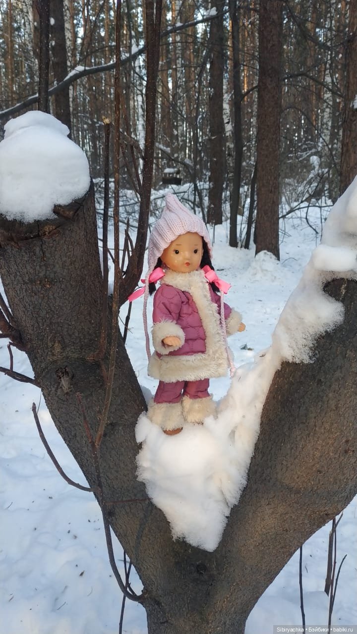 Первый выход Юляшки из дома после морозов (фото 10)