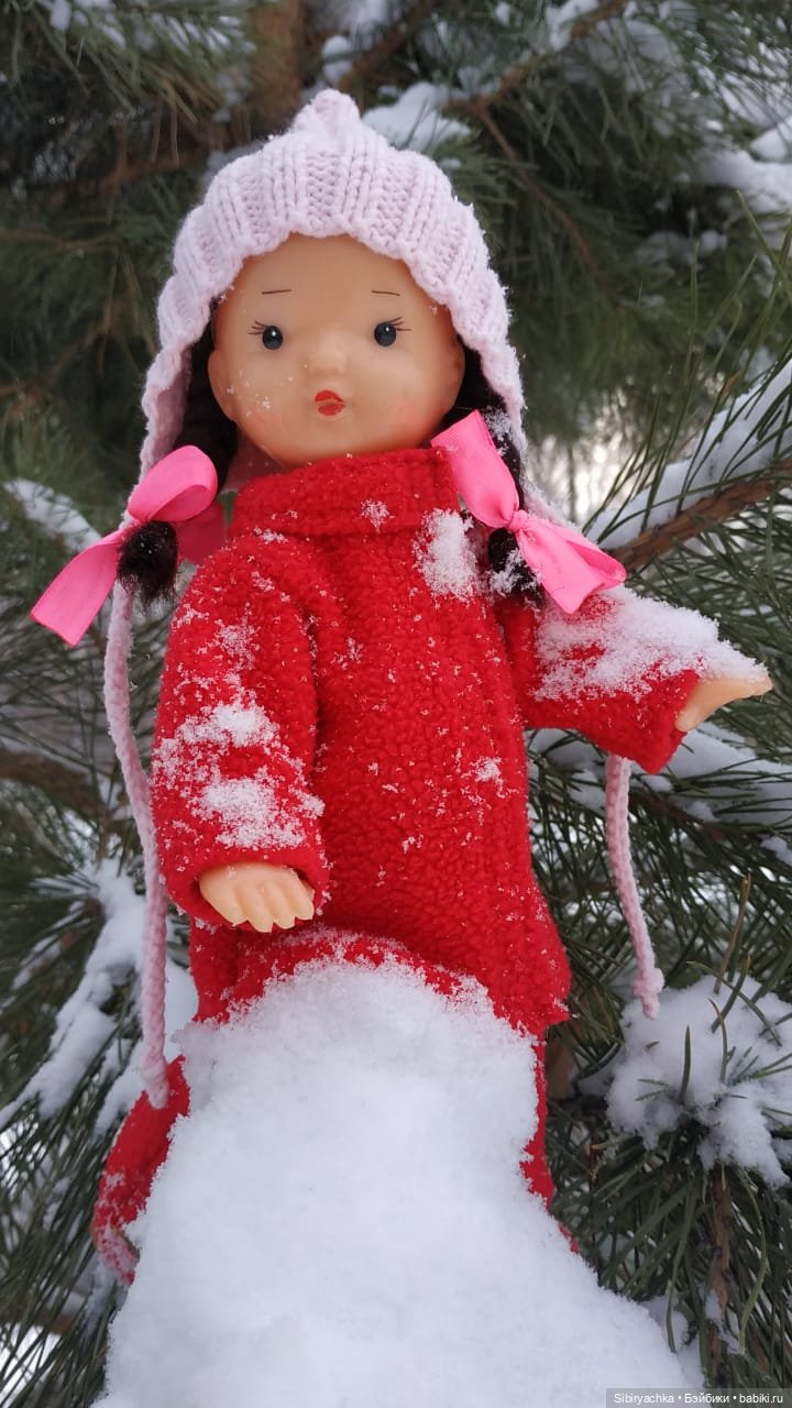 Юляшка гуляет в Михайловской роще