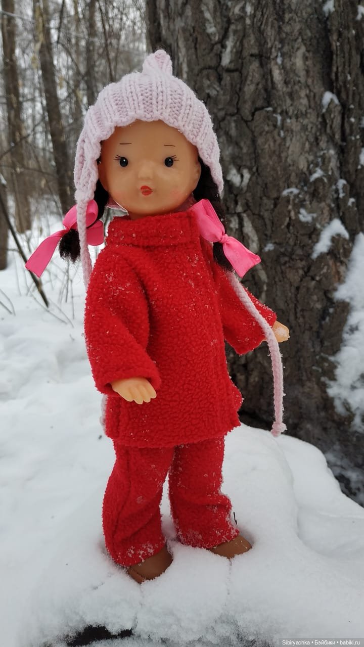 Юляшка гуляет в Михайловской роще