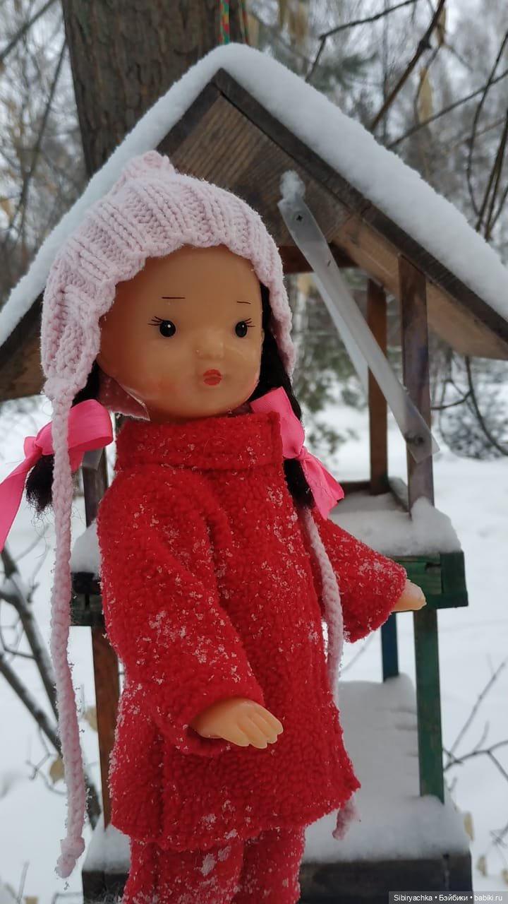 Юляшка гуляет в Михайловской роще