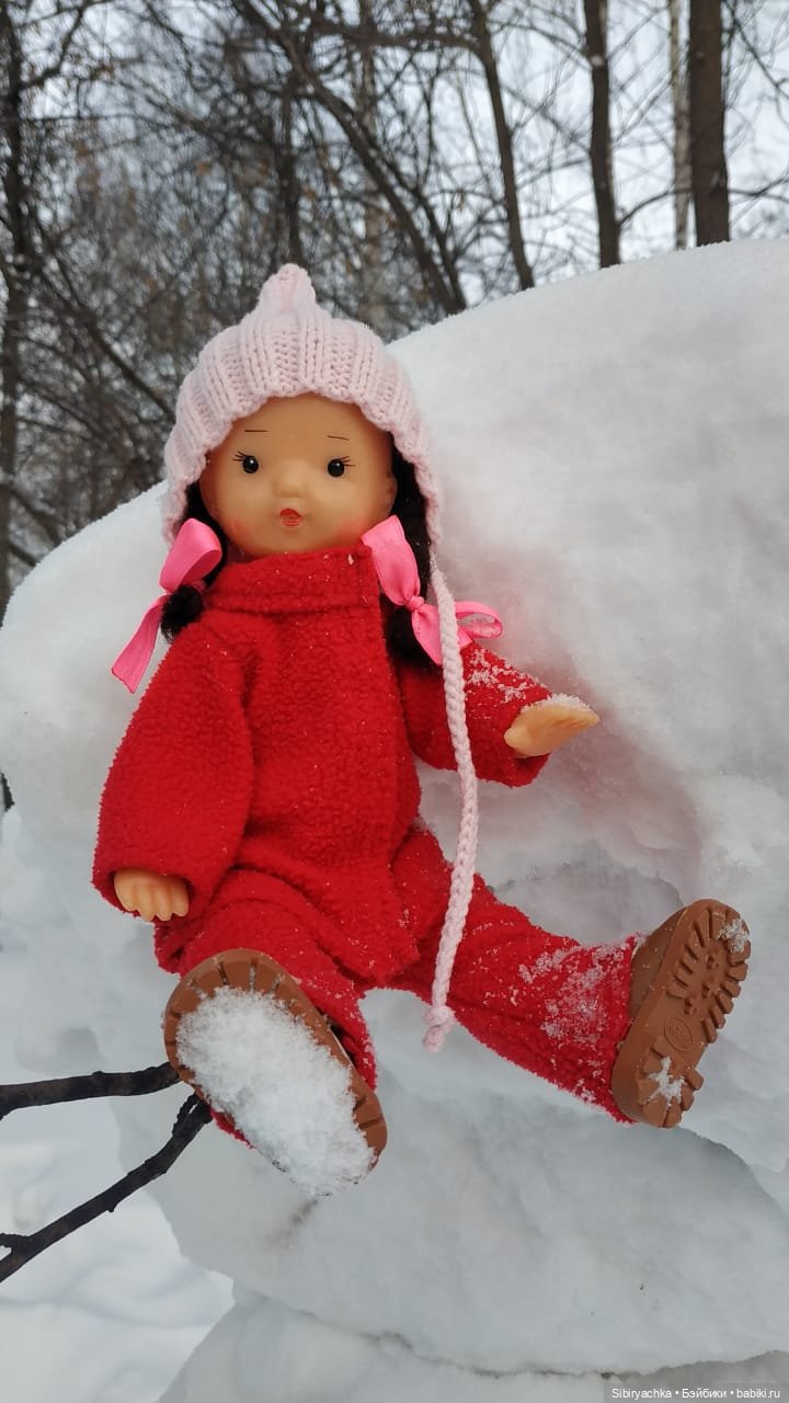 Юляшка гуляет в Михайловской роще (фото 7)