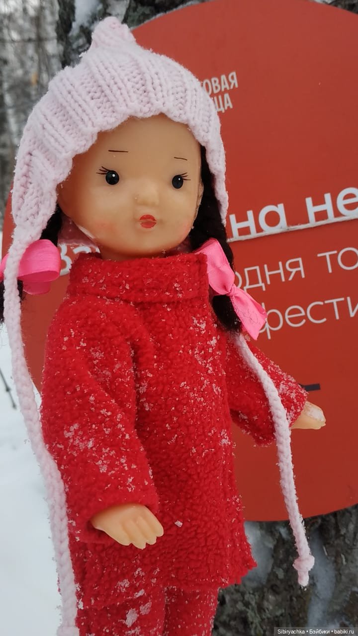 Юляшка гуляет в Михайловской роще