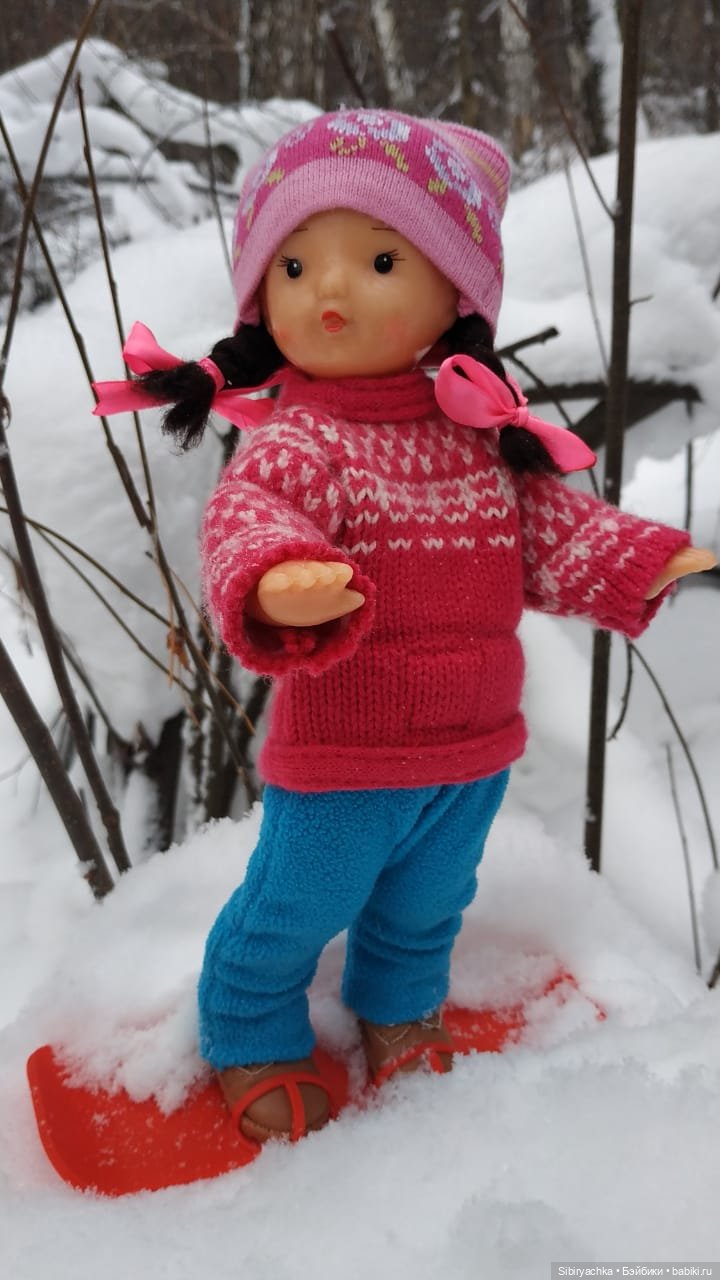 Юляшка осваивает сноуборд (фото 5)