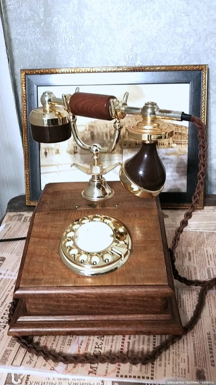 Юляшка на выставке ретротелефонов (фото 4)