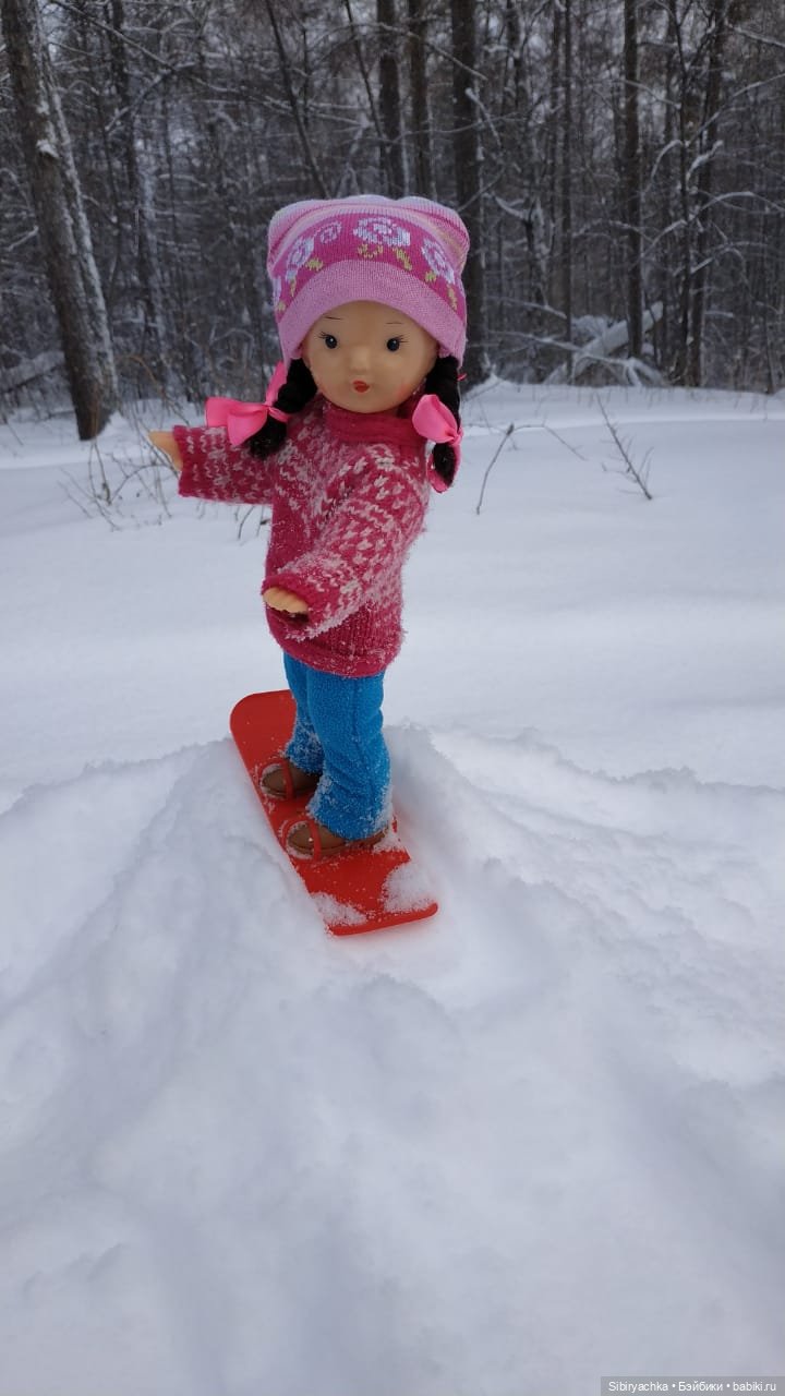 Юляшка продолжает осваивать сноуборд (фото 8)