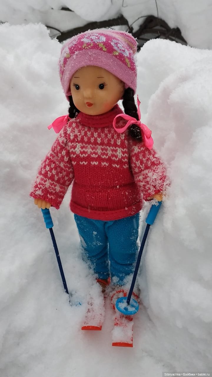 Лыжная прогулка Юляшки — Советские винтажные куклы (СССР): Ленигрушка