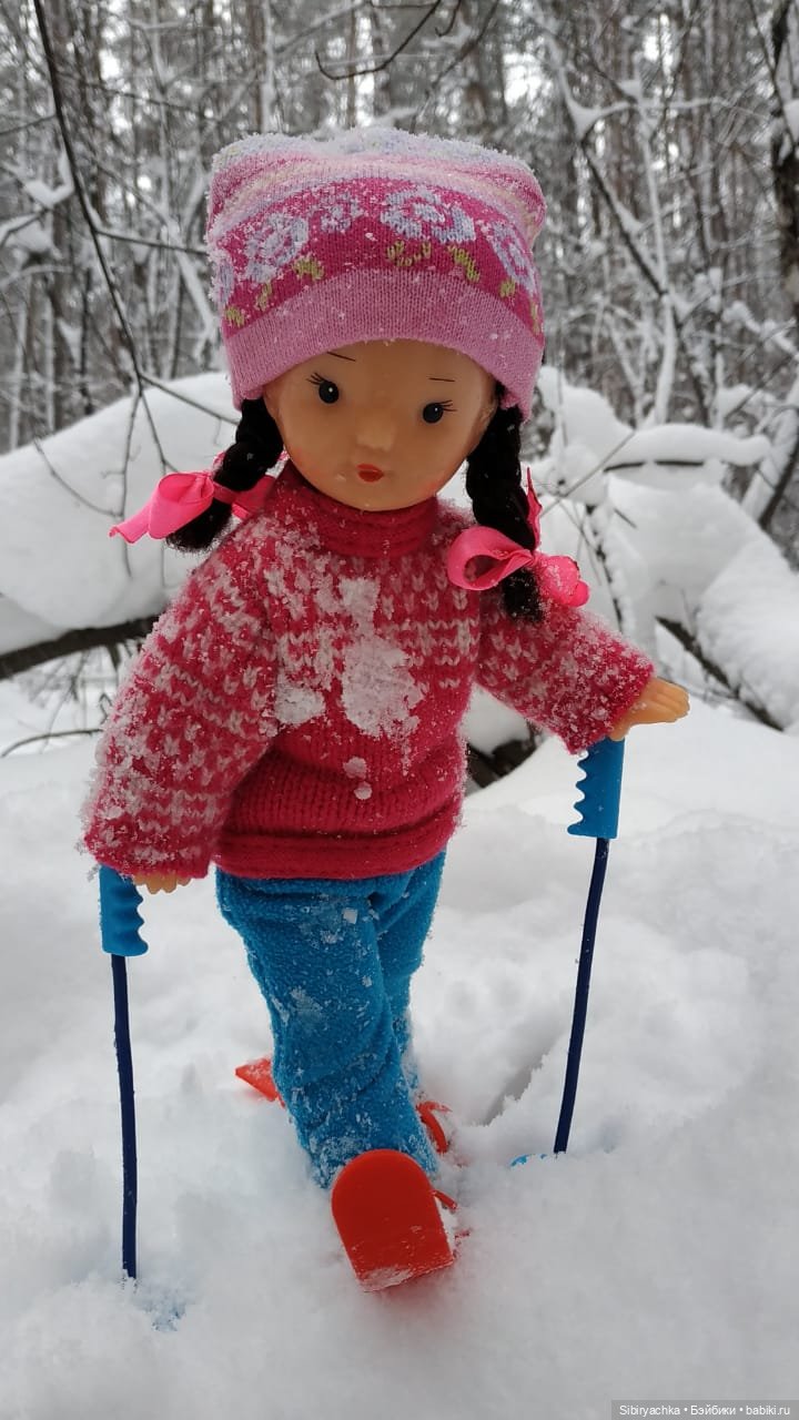 Лыжная прогулка Юляшки — Советские винтажные куклы (СССР): Ленигрушка